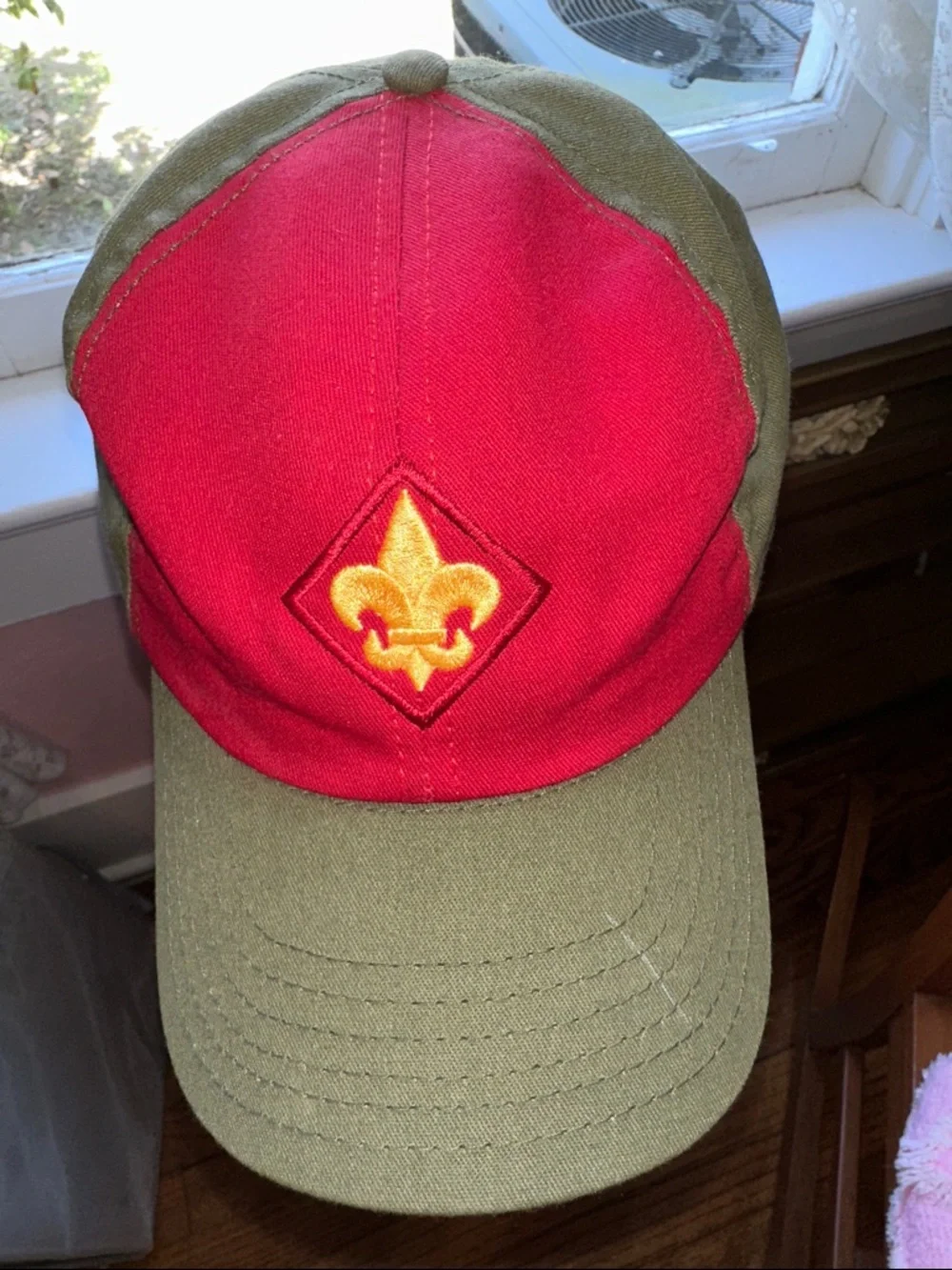 Boy Scouts Two-Tone Scout with Embroidered Fleur-de-Lis‎ - Youth M/L